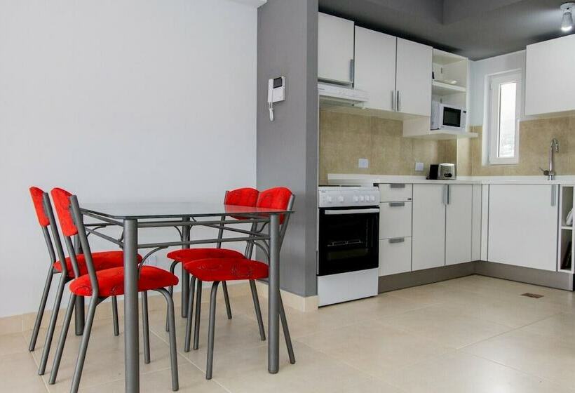 هتل Infinity Ii Apartamentos