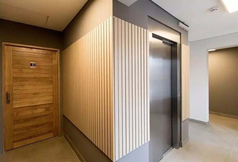 هتل Infinity Ii Apartamentos