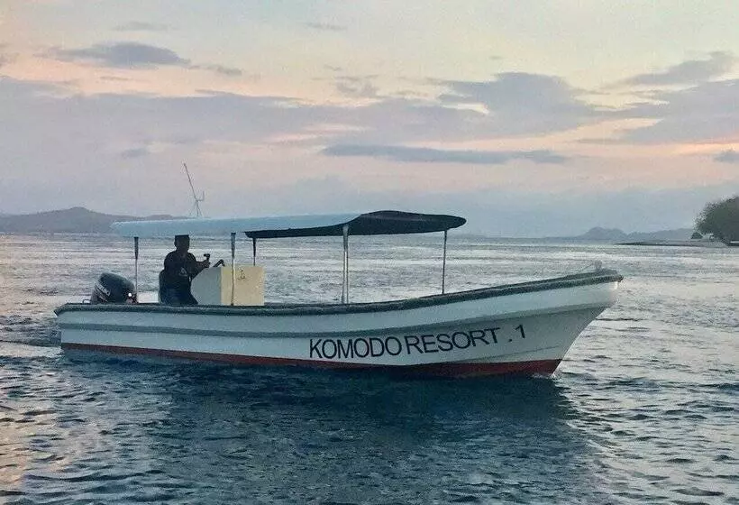Hotelli Komodo Resort