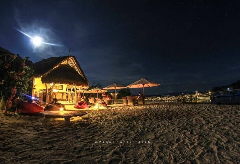 Отель Komodo Resort