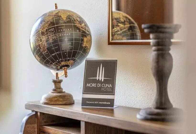 ホテル More Di Cuna