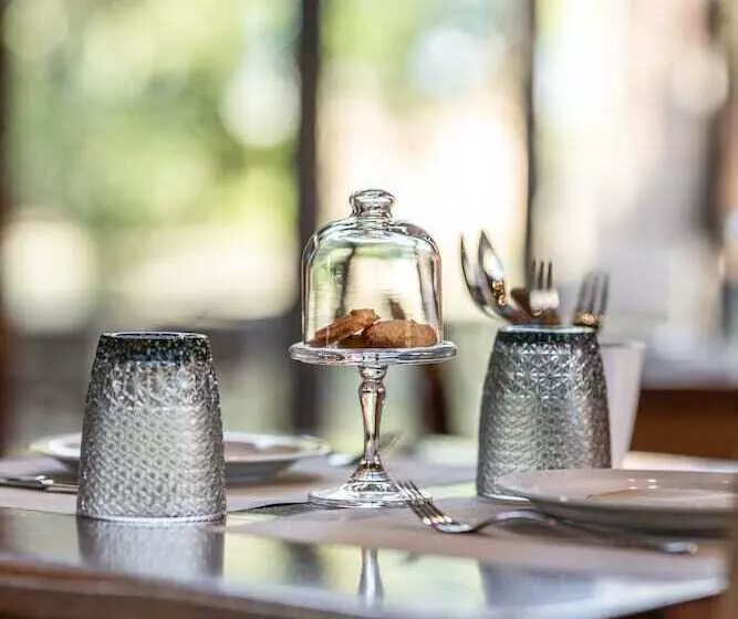 ホテル More Di Cuna