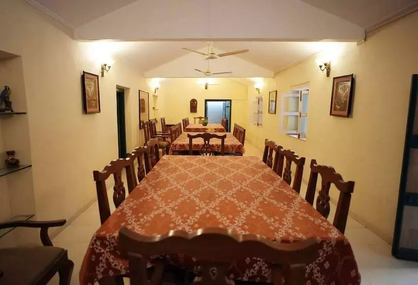 ホテル Narayani Heritage