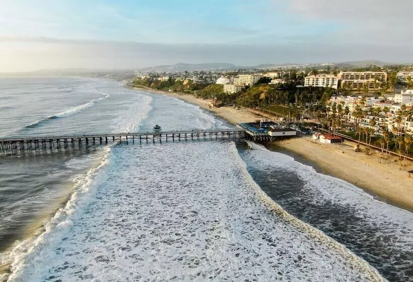 Hotelli North Beach Villa