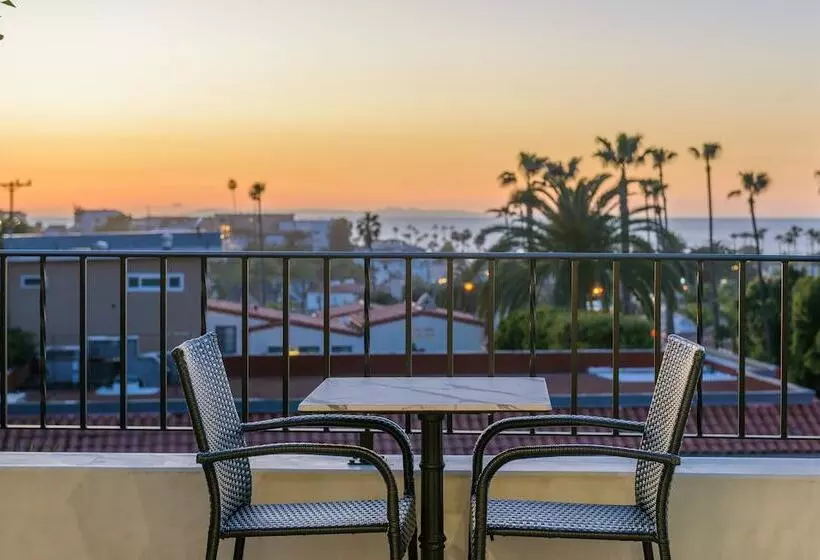 Hotelli North Beach Villa