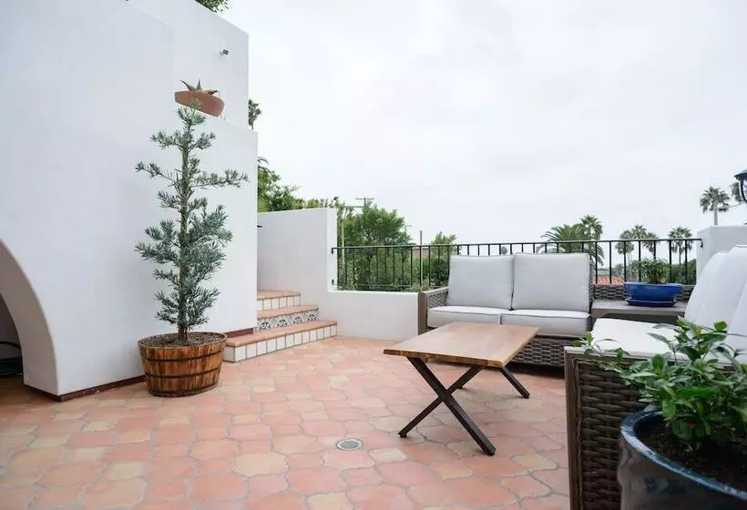 Hotelli North Beach Villa