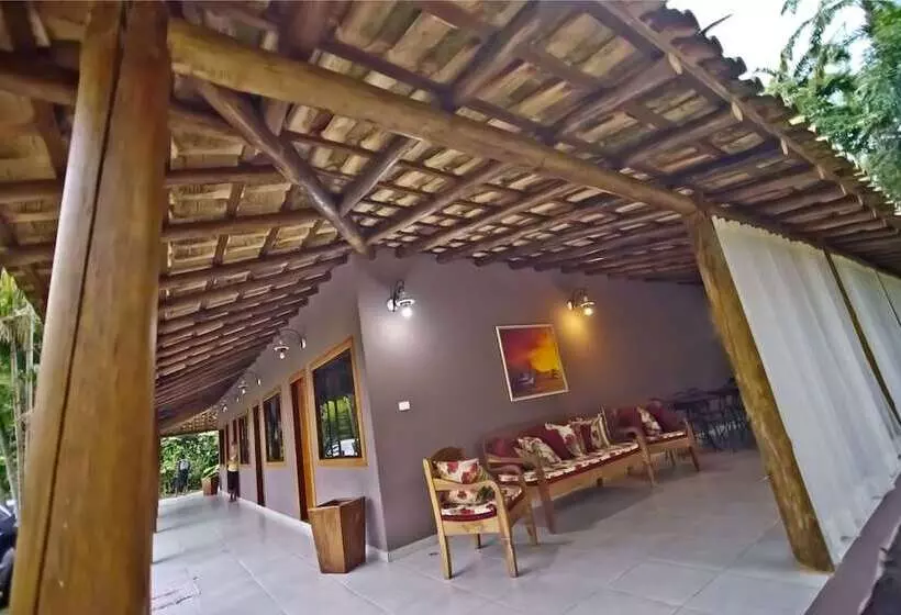 هتل Vila Noah Pousada