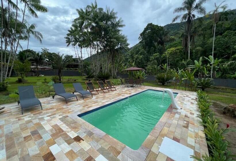 Hotel Vila Noah Pousada