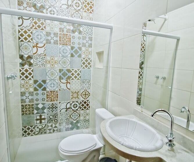 Hotel Vila Noah Pousada