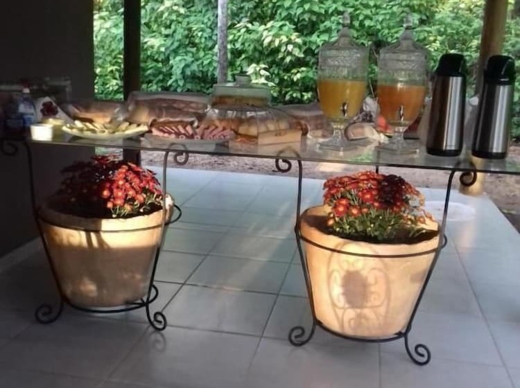 Hotel Vila Noah Pousada