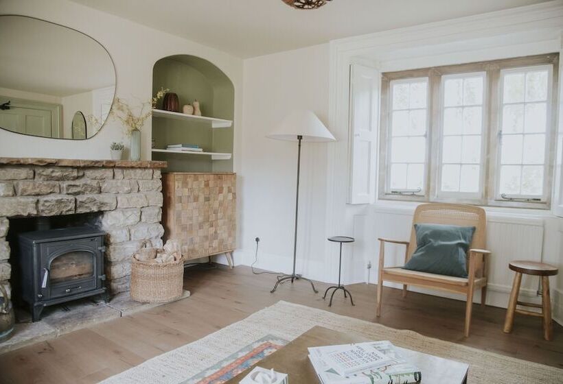 Kestrel Cottage In Castle Ashby