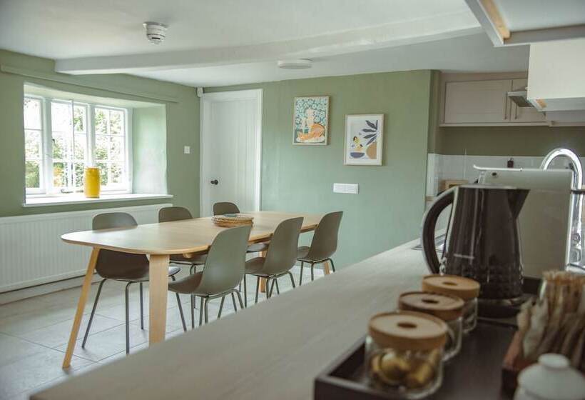 Kestrel Cottage In Castle Ashby