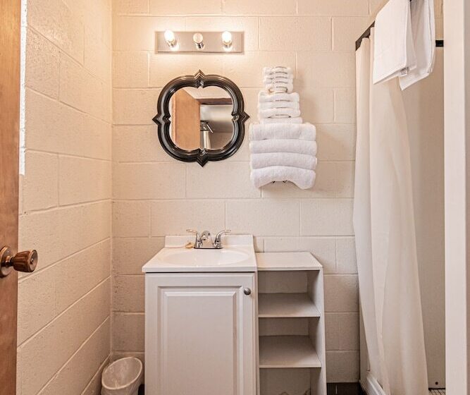 מוטל Beaver Creek Inn