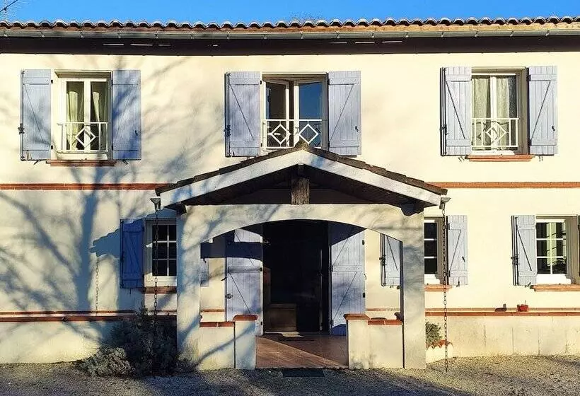 ペンション Lou Cantou