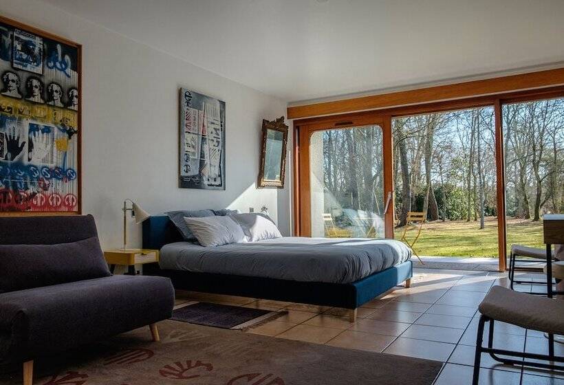 پانسیون Parc De L Aiguade