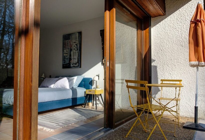 پانسیون Parc De L Aiguade