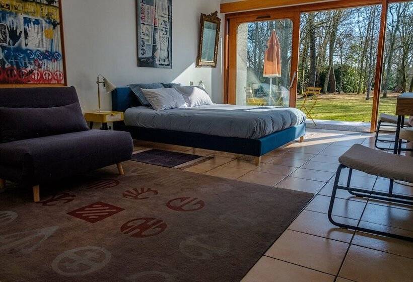 پانسیون Parc De L Aiguade