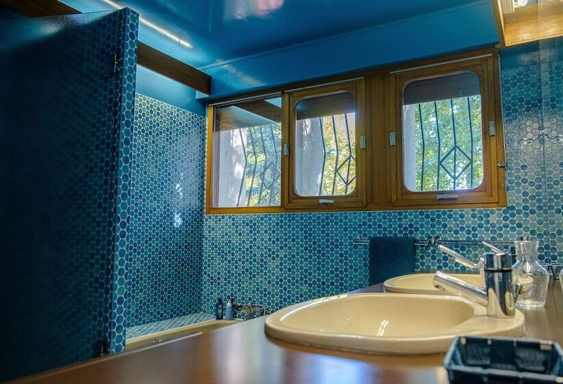 پانسیون Parc De L Aiguade