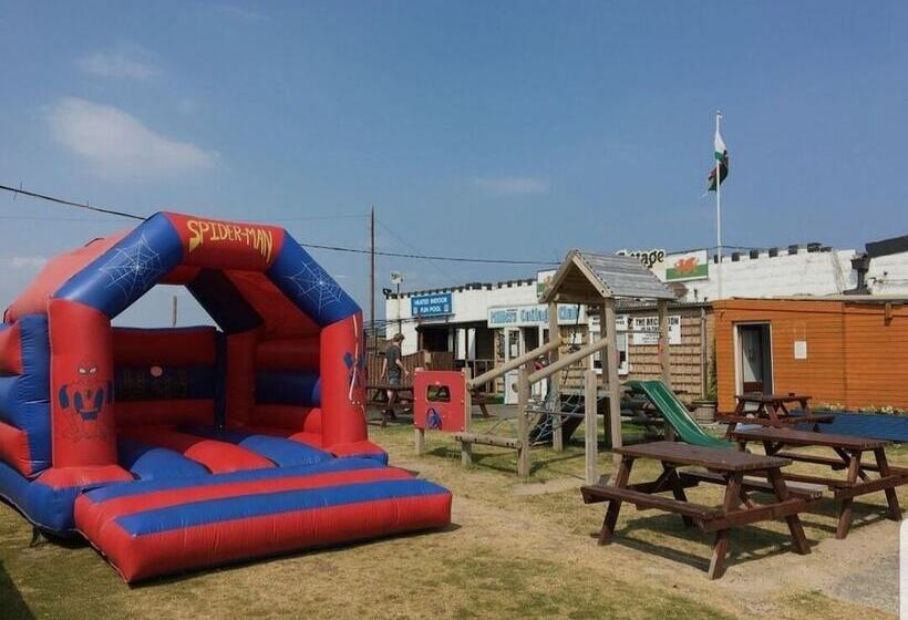 Remarkable Caravan In Abergele Towyn