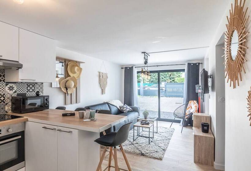 Резиденция Arena Premium