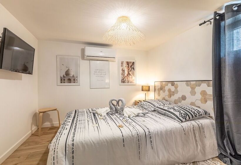 Резиденция Arena Premium