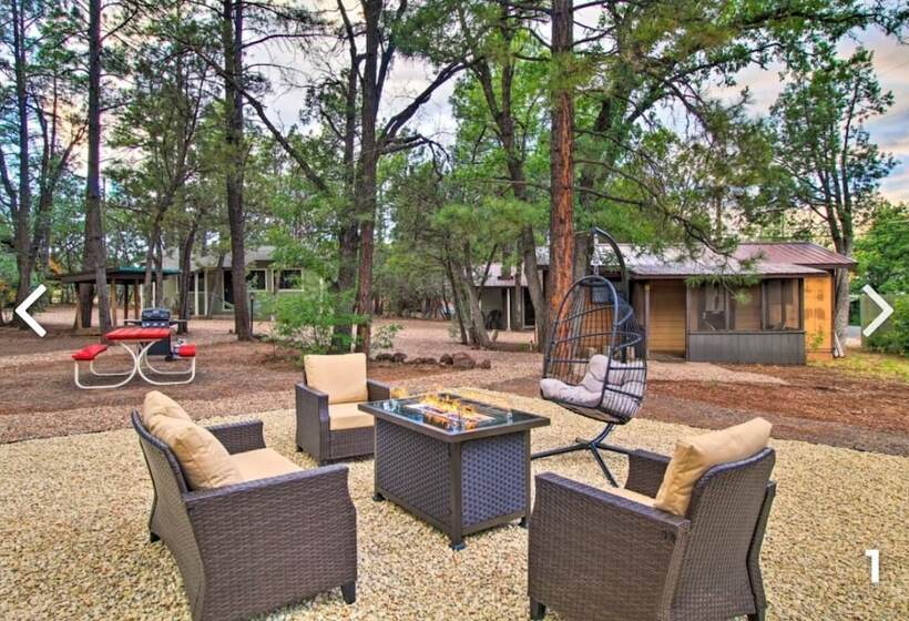 Hidden Rest Cabins And Resort