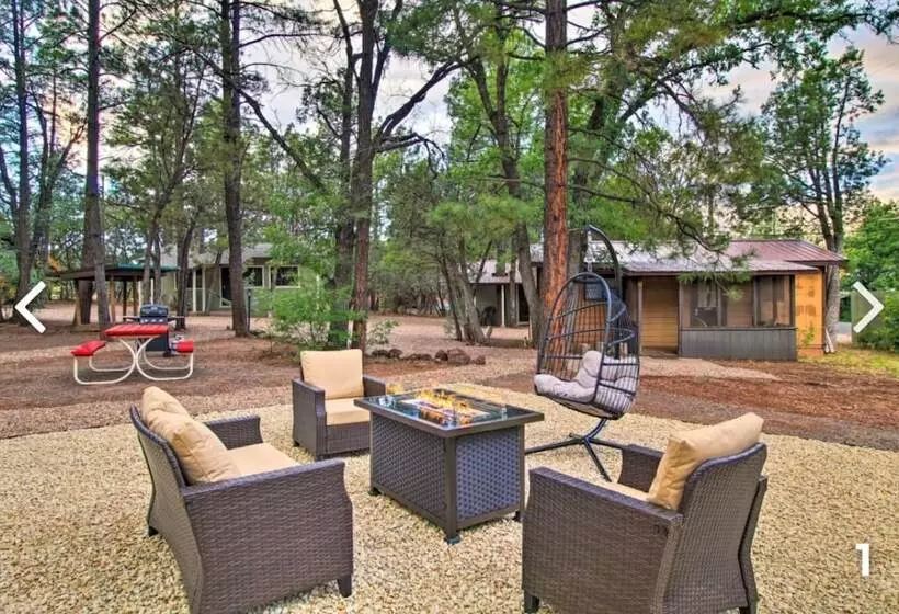 Hidden Rest Cabins And Resort