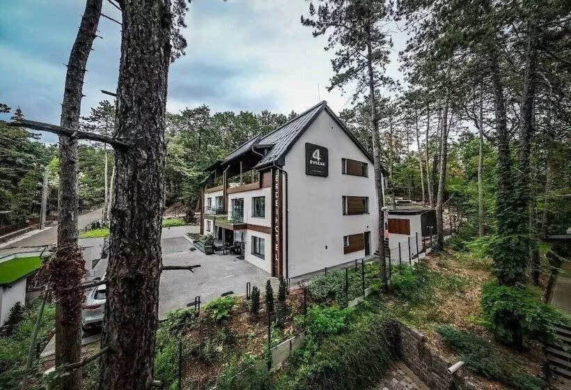 Hotelli 4évszak Erdei