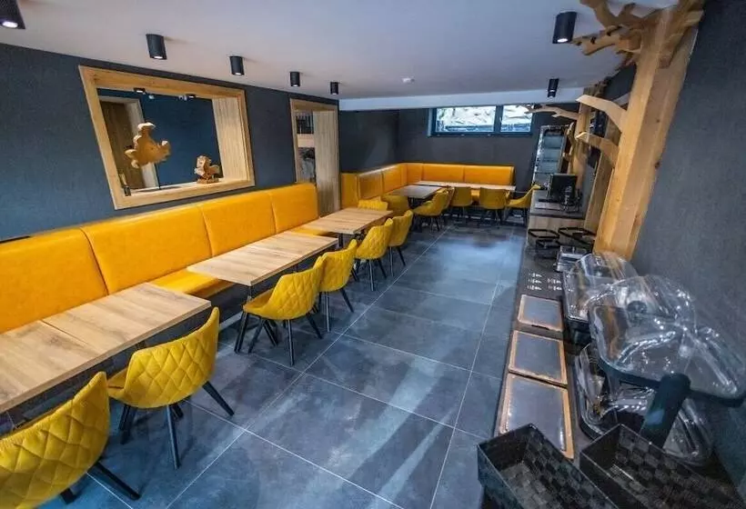 Hotelli 4évszak Erdei