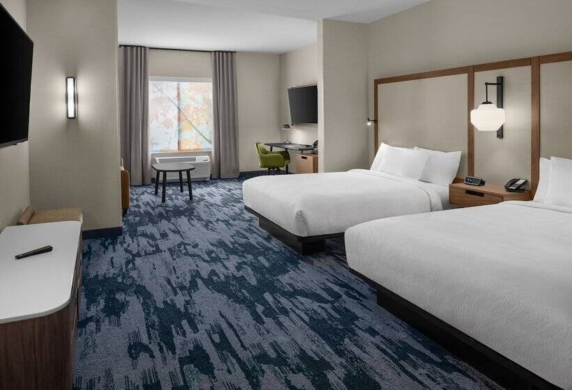 Отель Fairfield By Marriott Inn & Suites Winters Davis