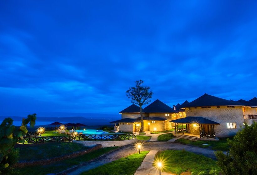 هتل Lake Nakuru Sopa Lodge
