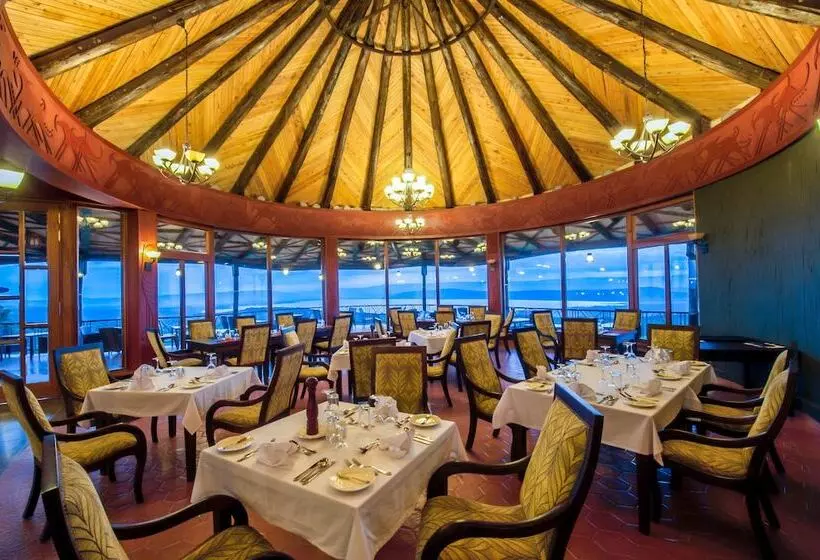 هتل Lake Nakuru Sopa Lodge