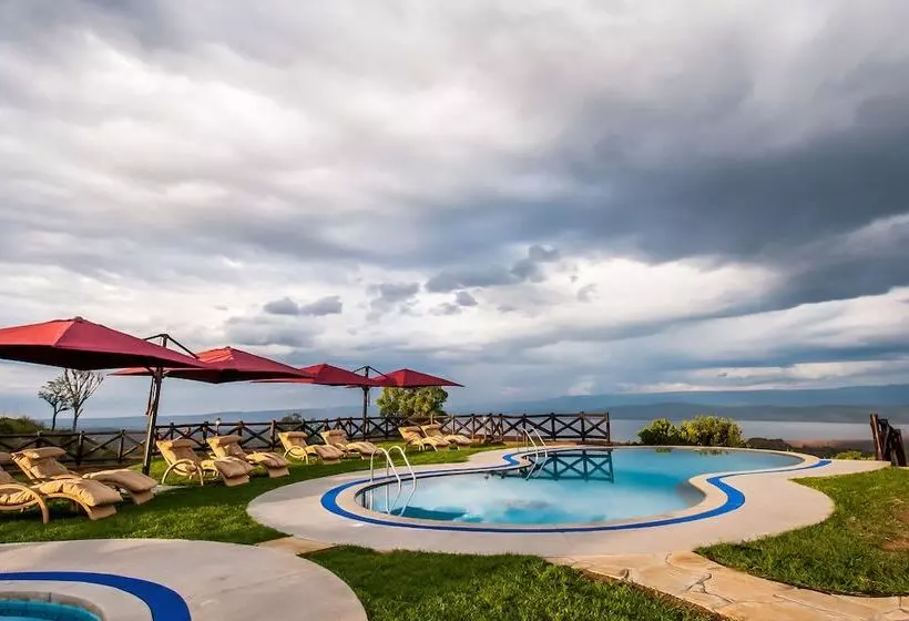 هتل Lake Nakuru Sopa Lodge