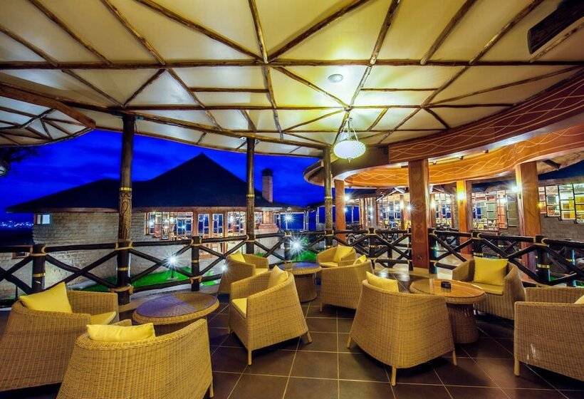 هتل Lake Nakuru Sopa Lodge
