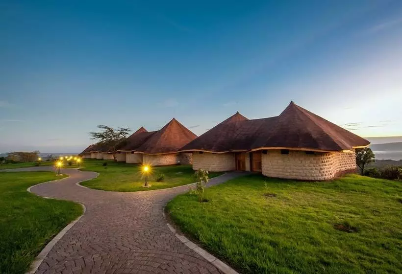 هتل Lake Nakuru Sopa Lodge