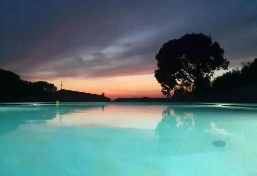 Maaseutuhotelli Tenuta Di Maro