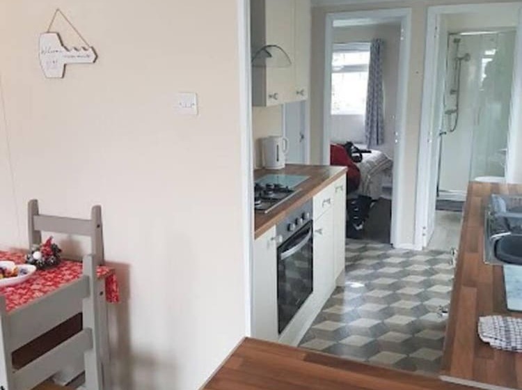 Lovely 2 Bed Chalet At Robinhood Retreat Free Park