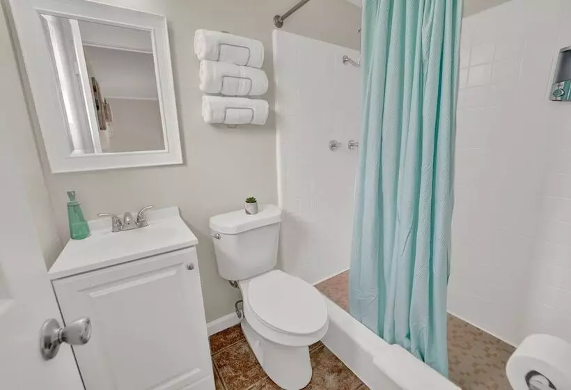 モーテル Sea Foam Suites
