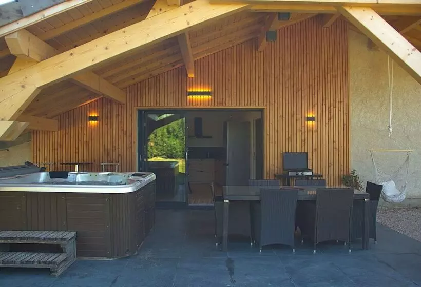 ペンション Le Val Des Sens