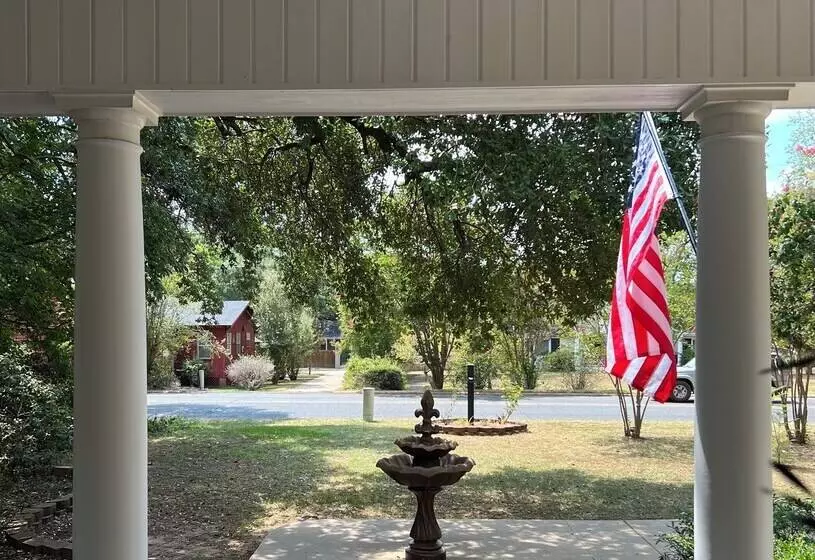 Majatalo Opus House Historic Natchitoches