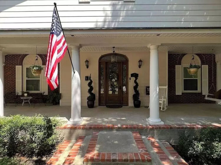 Majatalo Opus House Historic Natchitoches