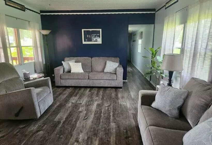 Quiet & Cozy Cottonwood Cottage In Scotia