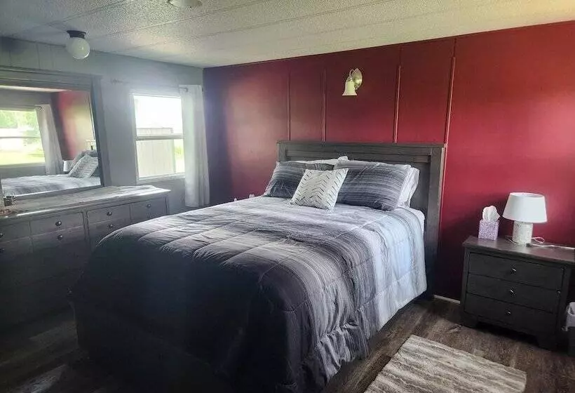 Quiet & Cozy Cottonwood Cottage In Scotia