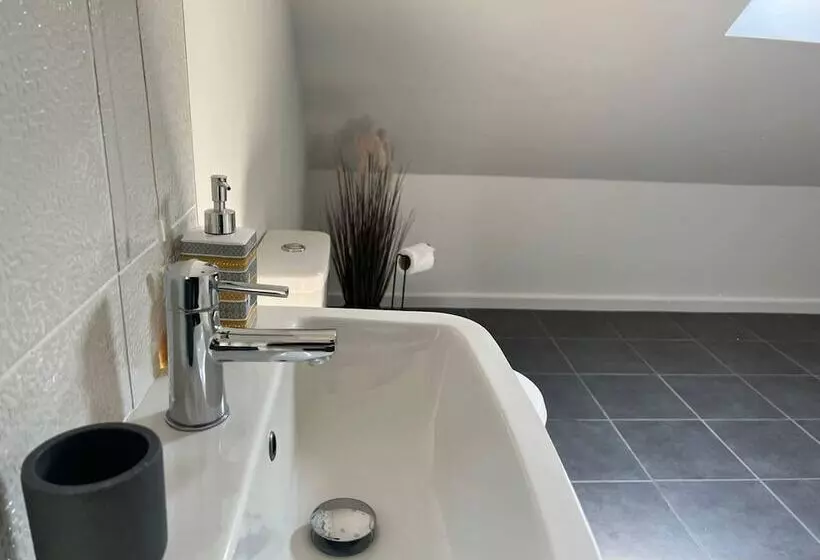 Residenssi Beautiful 4 Bed House In Lincoln  Close To Centre