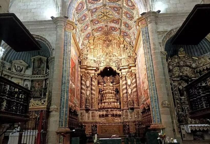 Residenssi Stunning House In Mirandela Ideal For 10 People