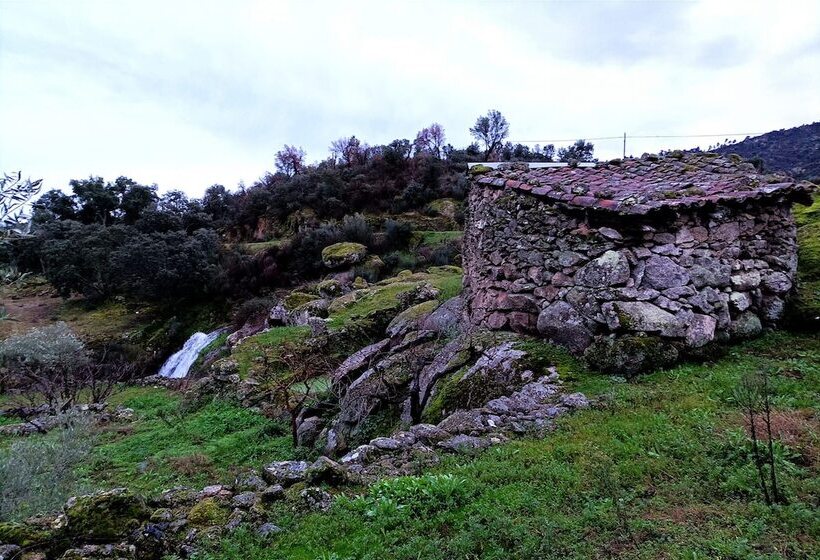 إقامة Stunning House In Mirandela Ideal For 10 People