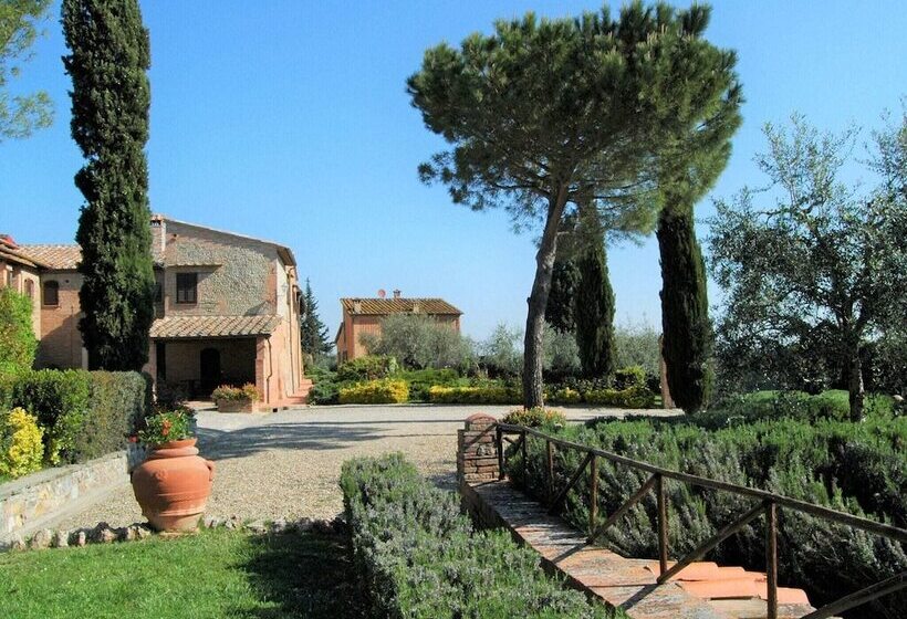 Stone Farmhouse In Castelfiorentino With Swimming Pool