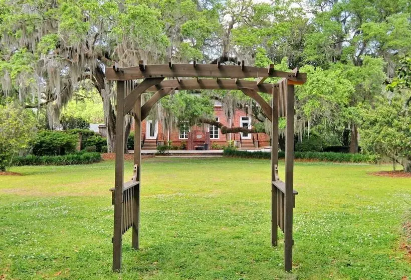 Wedgefield Country Club