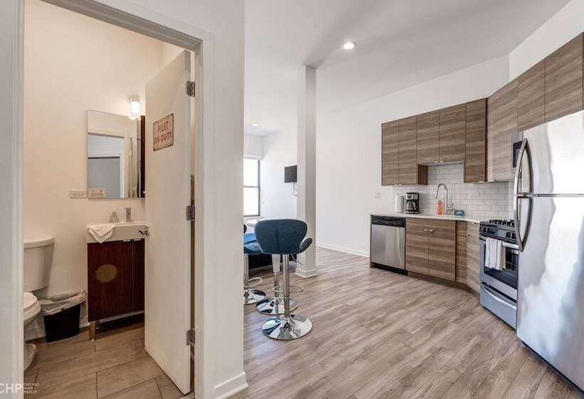 Chicago Third Floor Studio By 747 Lofts