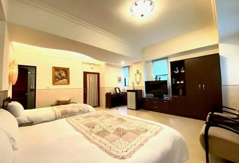 تختخواب و صبحانه Ho Feng Private Hotel 電梯自助民宿